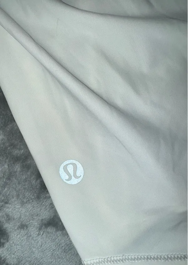 LULULEMON WHITE TOP - Image 3