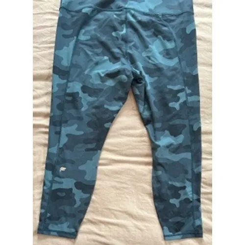 Fabletics Define High-Waisted 7/8 Leggings Blue Camo Size Large NWT - Image 10