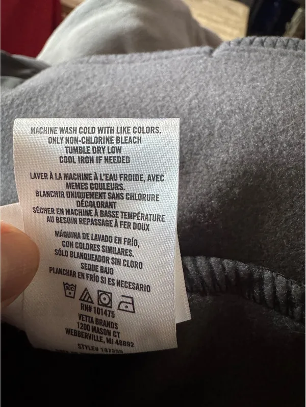 Patagonia Women's Quilted Puffer Coat in Dark Gray - Image 6