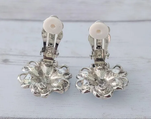 Vintage Clip On Earrings Large Turquoise Tone & Silver Tone Flower Whimsical - Image 6