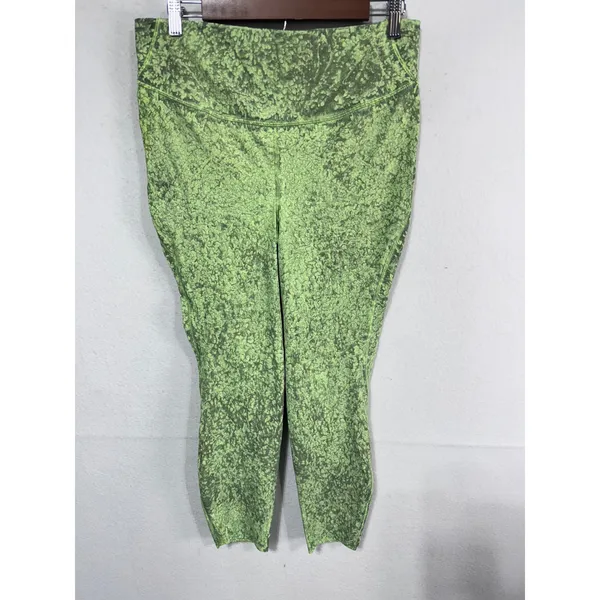 Lululemon Size 12 Base Pace City Grit Green High-Rise Running Tight‎ 25" Yoga - Image 3