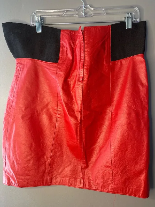 Vtg Avons Fashion 100% Leather Skirt stretchy waist comfort festival carnival - Image 3