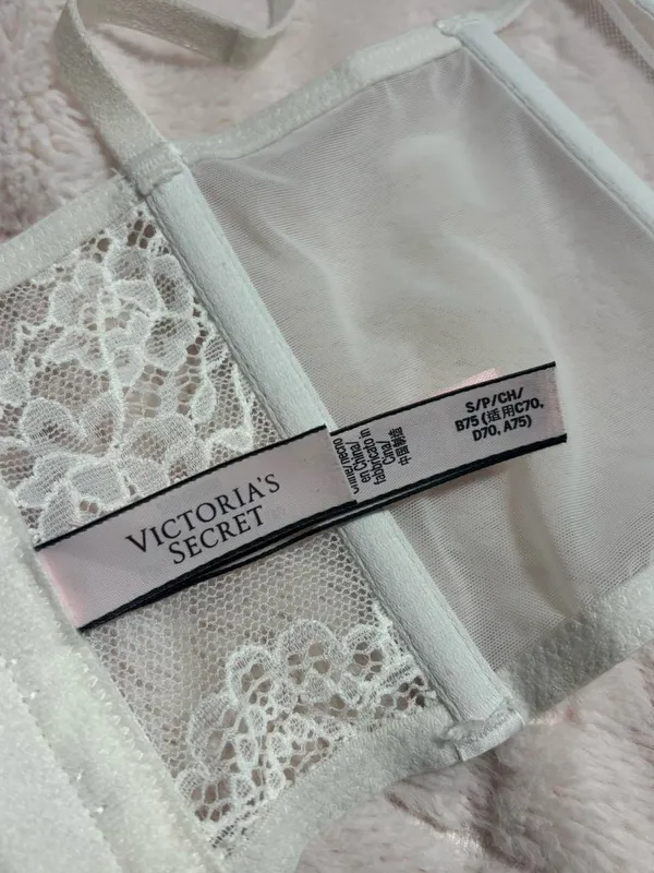 Victoria's Secret Lace Satin Corset Top - Image 4