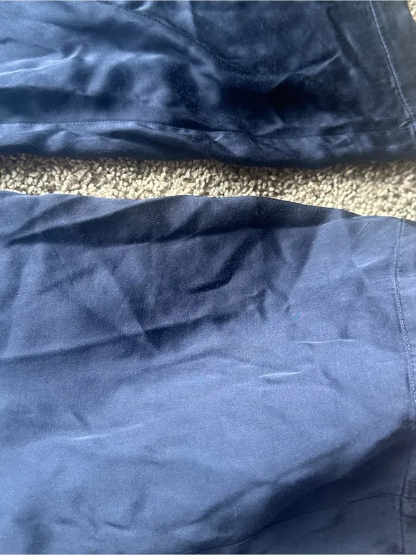 Rue Sophie Flowing Satin Wide-Leg Pants in Navy - Image 4