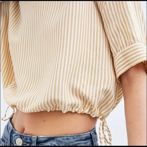 Zara yellow and white striped short sleeve crop top - Image 10