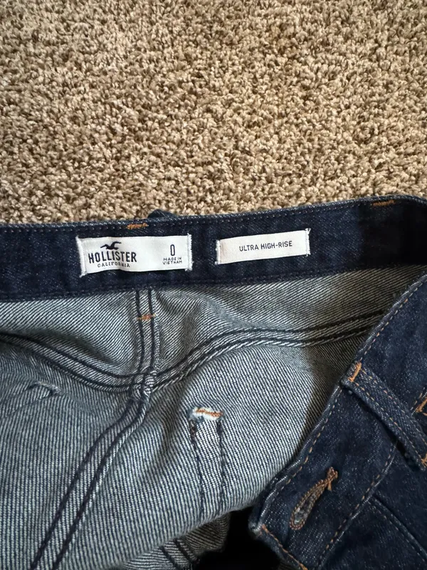 Hollister Denim Skirt - Image 3