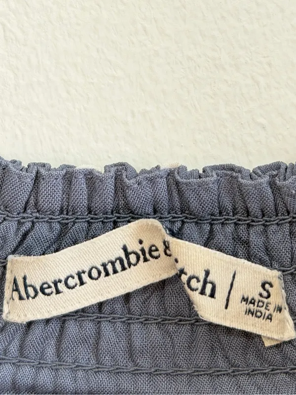Abercrombie & Fitch Mini Polka Dot Dress Size Small Gray White - Image 2