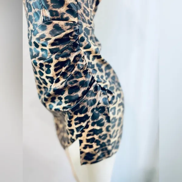 ASOS Leopard Print Corset Seamed Mini Dress size 6 Us new super cute dress - Image 6