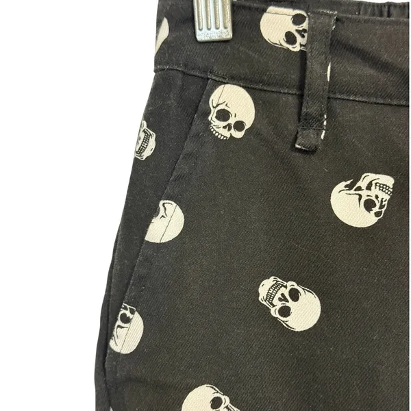 HOT TOPIC Black White Skull Print Tapered Alternative Goth Pants Small‎ - Image 4