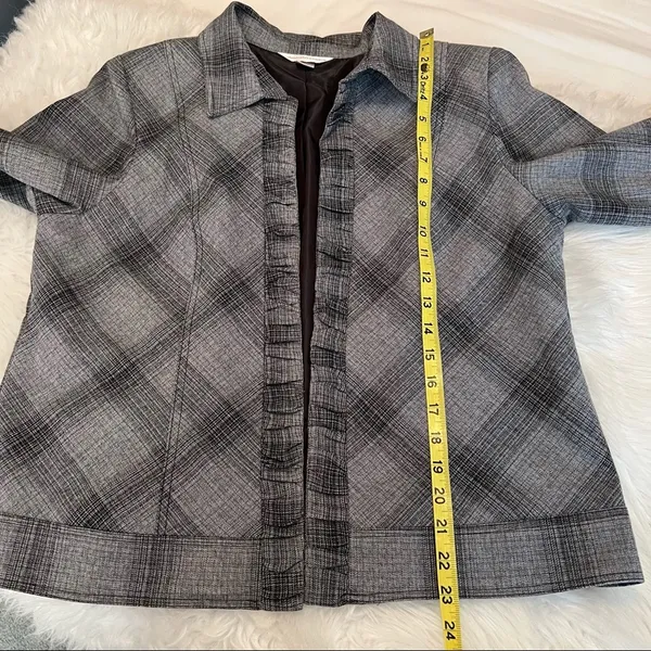 Christopher & Banks gray plaid open front blazer jacket size large - Image 6