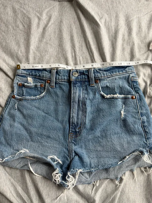 Abercrombie & Fitch The Mom Denim Shorts High Rise Distressed Blue 26 2 Beach - Image 7