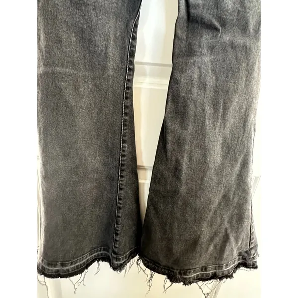 Forever 21 Faded Black Bell Bottom Button Up Jeans Women's Sz 25 - Image 8