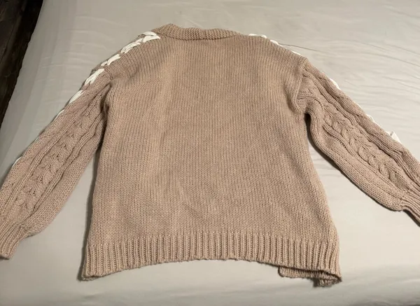 Altar'd State Women's Pink Cardigan - Image 2