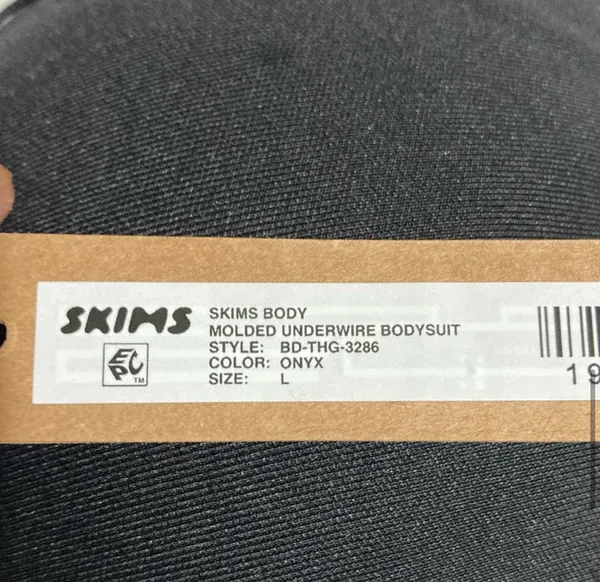 SKIMS Body Contour Underwire Bodysuit L - Image 9