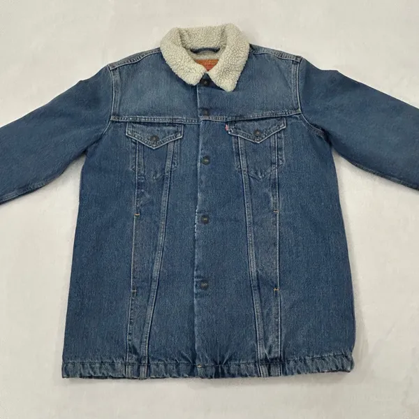 Levi’s Premium Blue Denim Sherpa Snap Button Long Trucker Jean Jacket Unisex S - Image 2