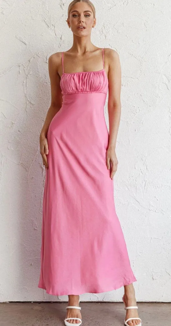 Selfie Leslie NWT HERE COMES THE SUN FROM ABOVE V-BACK MIDI DRESS HOT PINK - Image 4