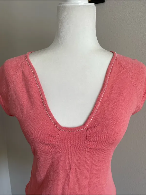 XOXO Coral Scoop Neck Cap Sleeve Top - Image 2