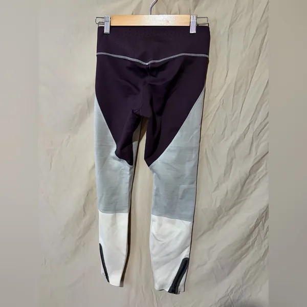 Nike leggings - Image 3
