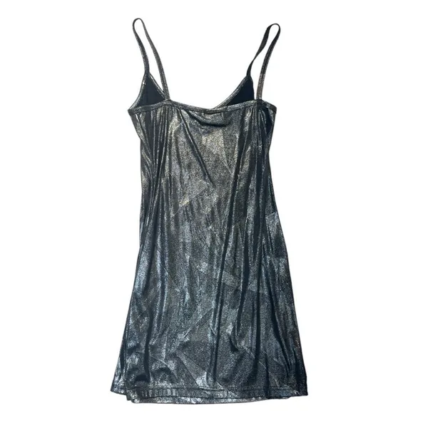 BKE Metallic Shimmer Cami Tank Top Silver Black V-Neck Spaghetti Strap Medium - Image 5