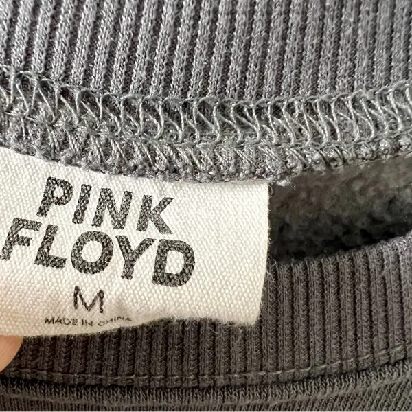 Pink Floyd Graphic Cropped Sweatshirt - Image 4