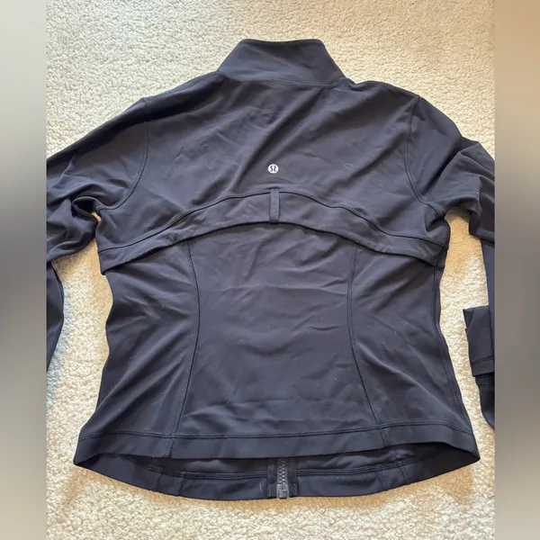 Lululemon Cropped Define Jacket - Image 4