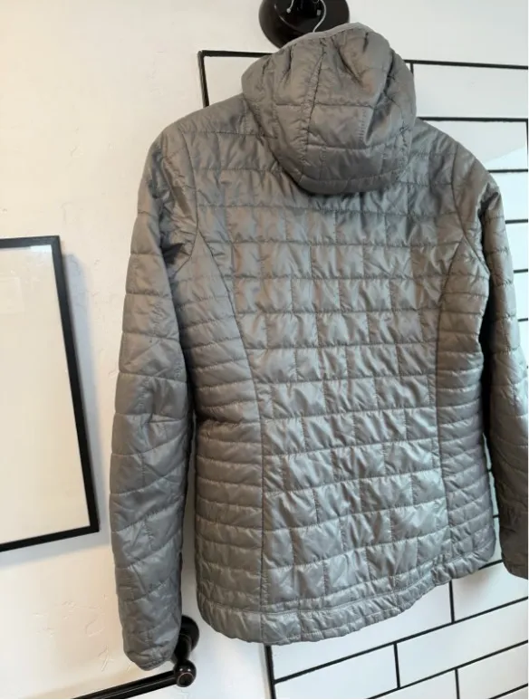 Patagonia Nano Puff Hoody Jacket, women’s size M - Image 7