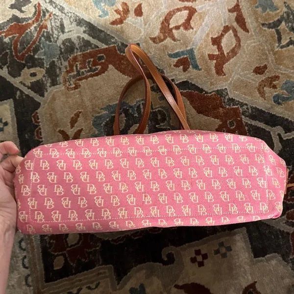 Dooney & Bourke Pink and Tan Tote - Image 7