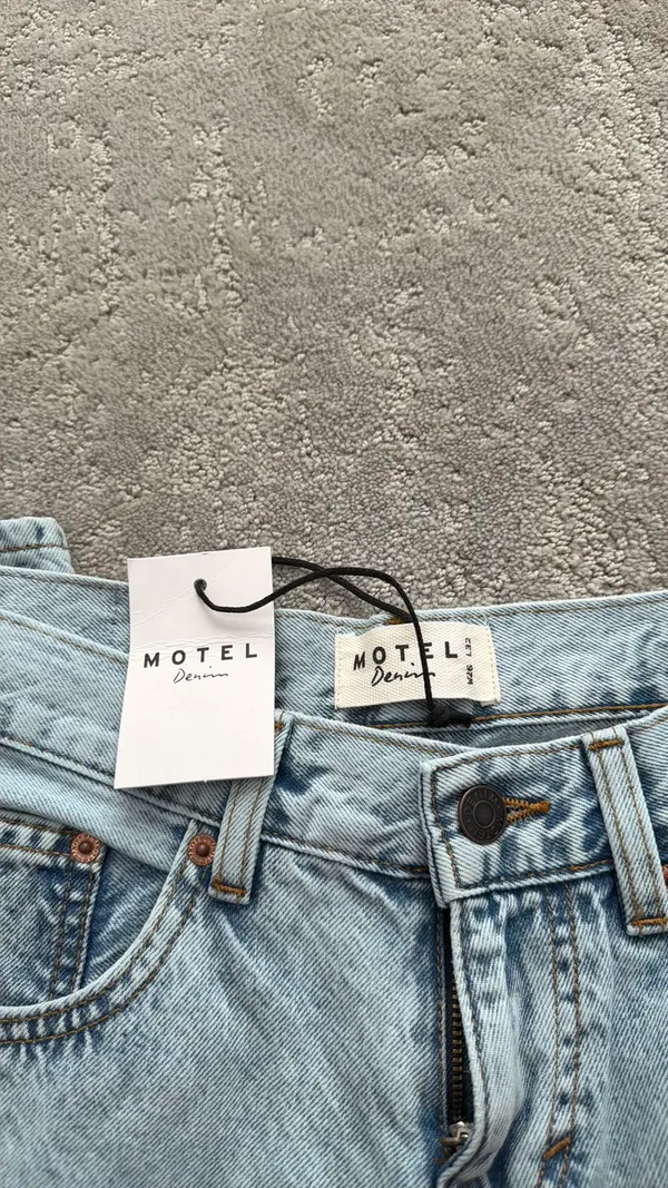 Motel Rocks - Image 3