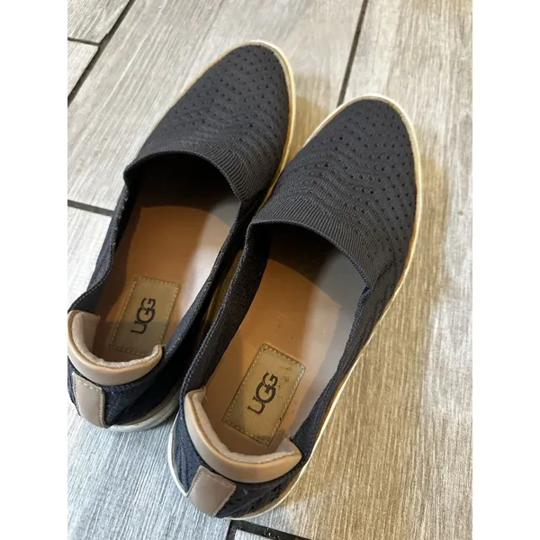 UGG Women’s Sammy Chevron Slip On Dark Grey Sz 8.5 Knit Comfortable Casual - Image 3