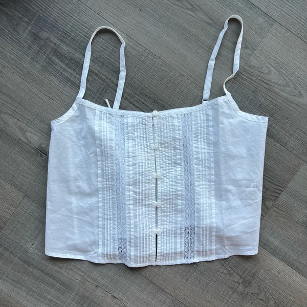 Aritzia Little Moon Vernazza Top - Image 4