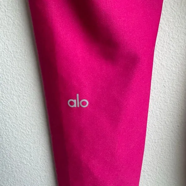 Alo Yoga 7/8 High Waist Shiny Airlift Legging Hot Fuschia Pink Calf Logo SZ XS - Image 5