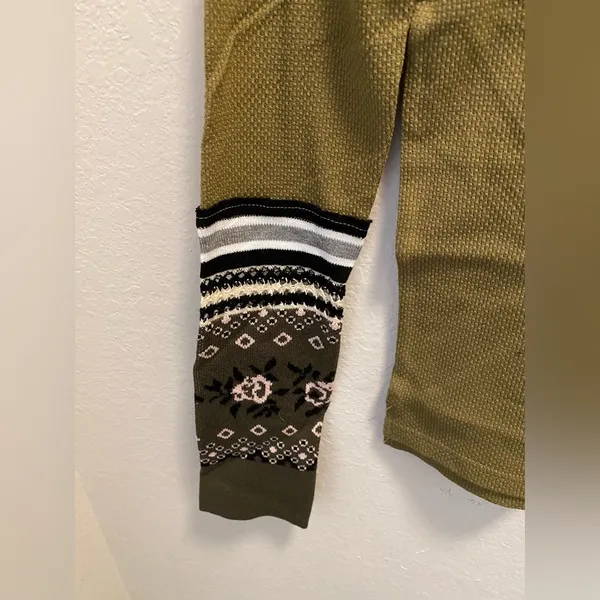NWT Free People Mikah Layering Cuff Thermal Top Army Combo - Image 9