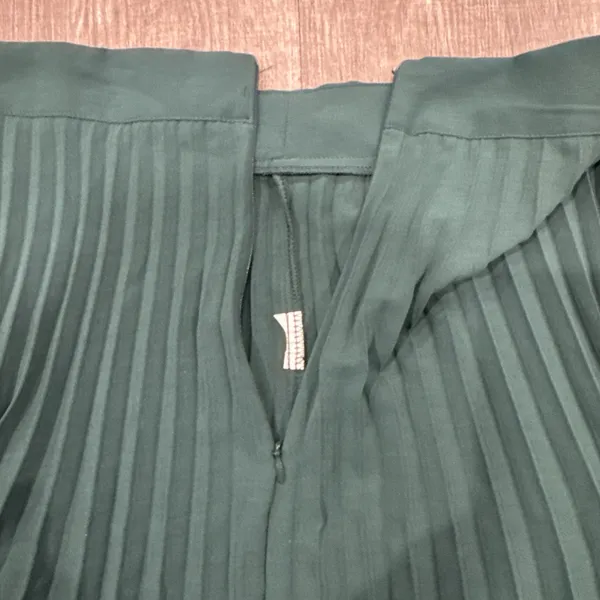 SHEIN Womens Pleated Skirt Green Large No Stretch Zipper Closure XL see Measure - Image 7