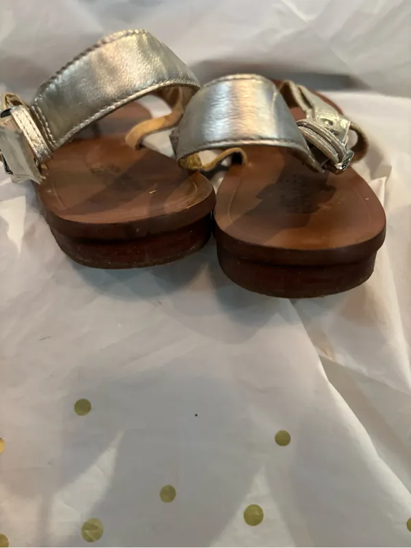MICHAEL Michael Kors Silver Logo Thong Sandals Size 8 - Image 2