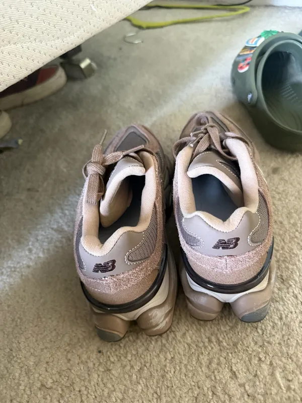 New Balance Sneakers - Image 4