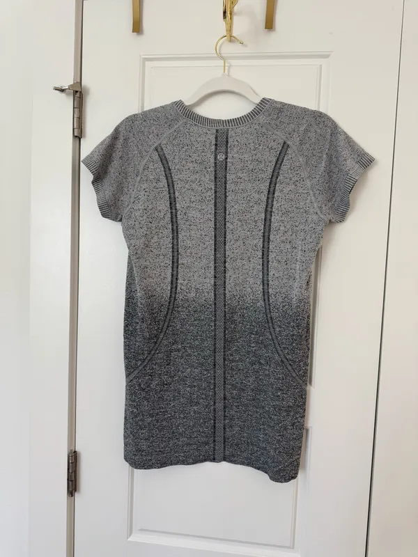 Lululemon Swiftly Tech Tee Short Sleeve Tee - Image 2