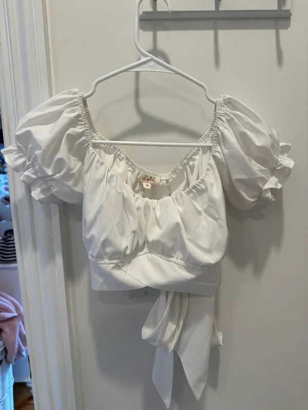 White Crop Top Size M - Image 4