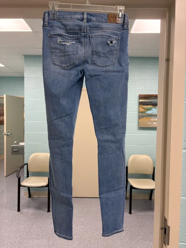 American Eagle Jeans - Image 2