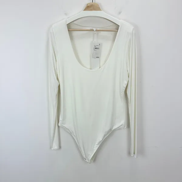 Good American Scoopneck Bodysuit Ivory Stretch Jersey Knit Basics Size 4 XL NWT - Image 4