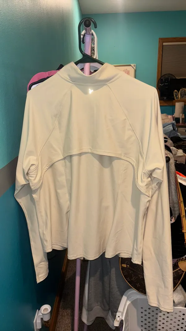 Old Navy Active Powersoft Cream Athletic Jacket  - Image 2
