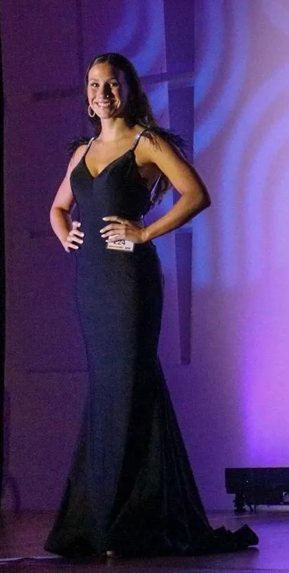 Black Pageant Dress Size 4 - Image 4