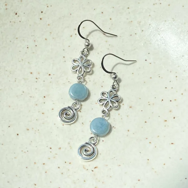 Handmade retro vintage fairy boho funky hippie style spiral flower dangle earrings🌀🌱 - Image 4