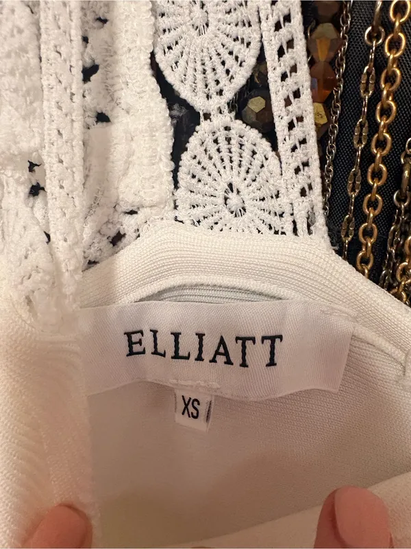 Elliatt Ivory Lace-Trim Midi Dress - Image 3