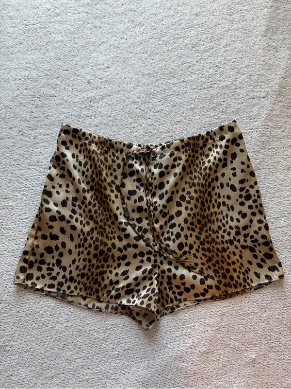 Victoria's Secret Leopard Print Satin Pajama Set VINTAGE Y2K XS - Image 5