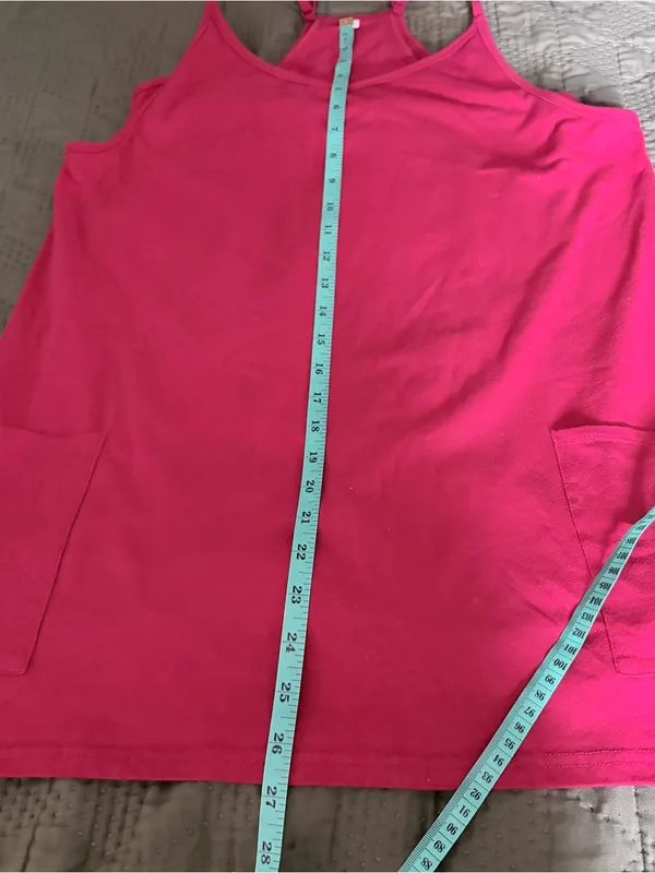 Women's Red Athletic Exercise Dress Shorts Pockets Medium - Image 9
