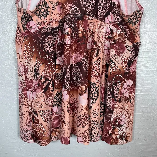 Torrid Women Plus Size 1 D/DD Pink Maroon Floral Tankini Underwire Built in Bra - Image 8