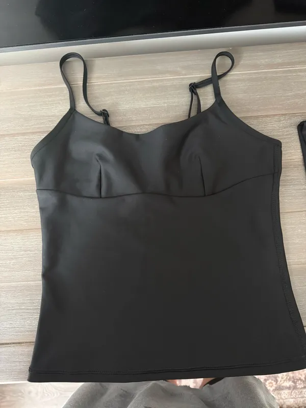 Aritzia Workout Set - Image 2