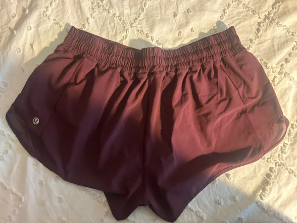 Hotty Hot Short 2.5” - Image 3