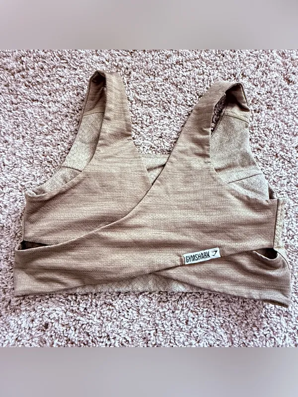 Gymshark Crop Top Sports Bra CrissCross Back Green Large - Image 2