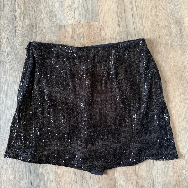 Abercrombie & Fitch Black Sequin Mini Skirt NWT - Image 4